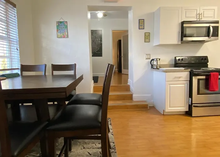 Miami Beach Rooms B&B